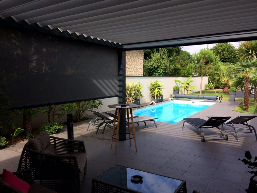 Pergola bioclimatique à lames orientables - Logikinov, fenêtres, portes