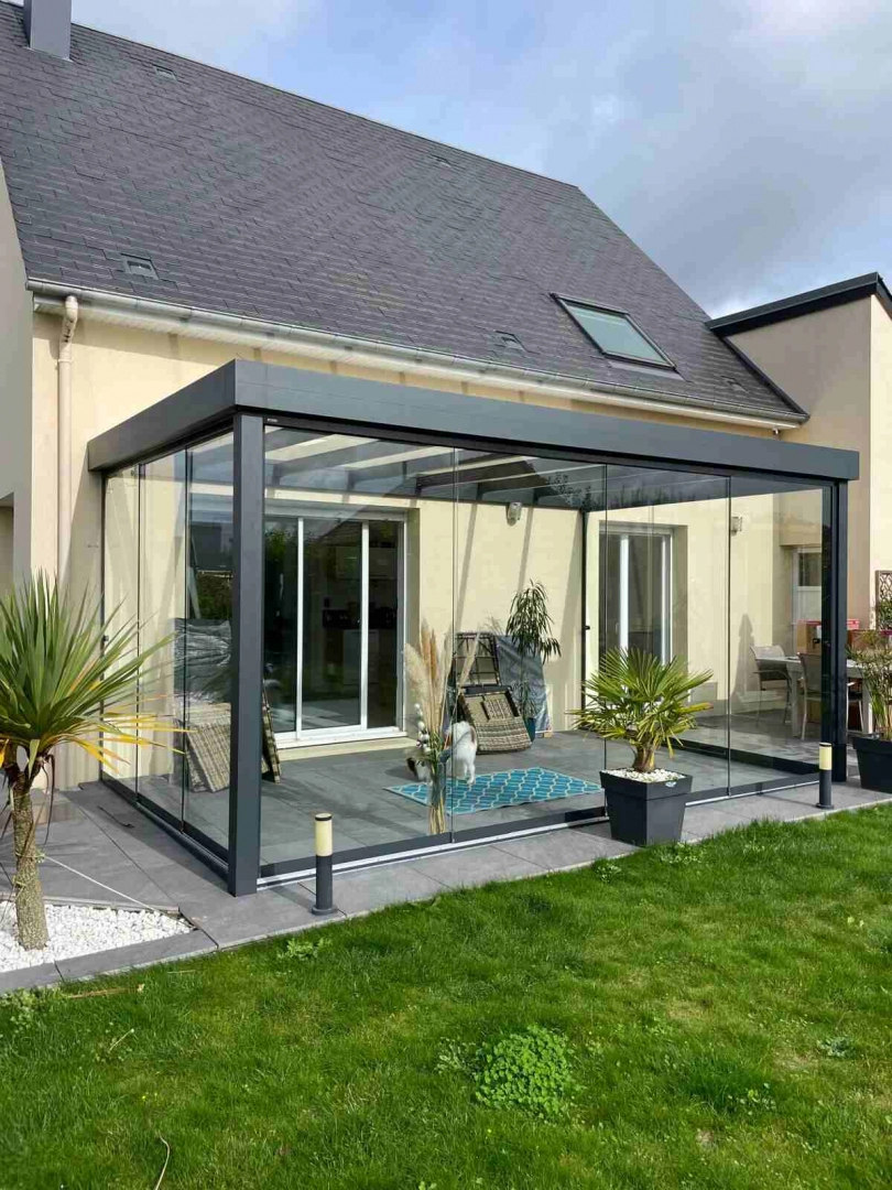 Pergola aluminium vitrée