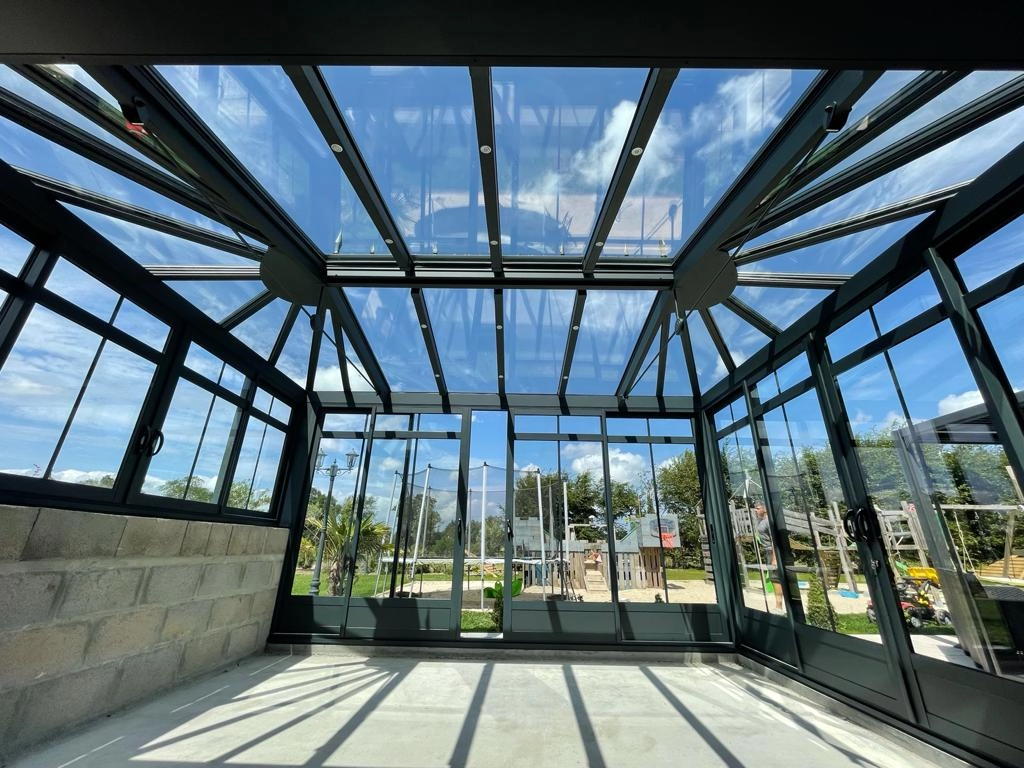 Installation de véranda en Normandie comme extension