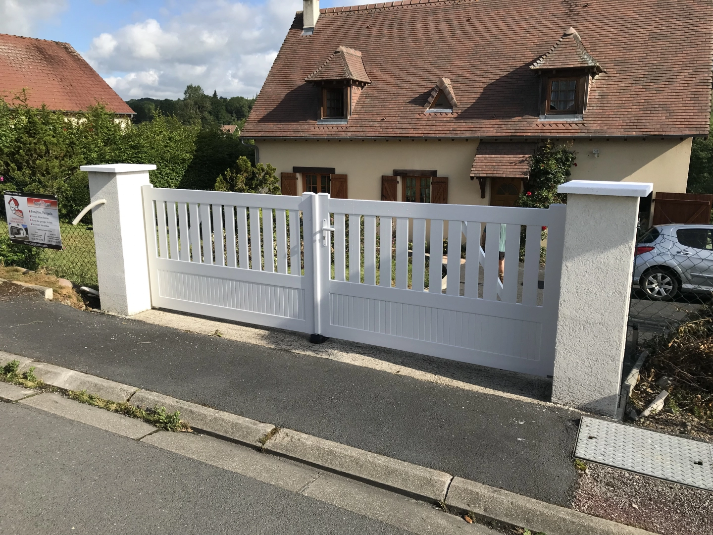 portail battant PVC