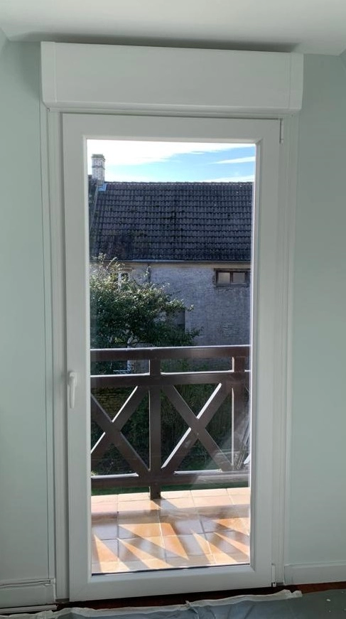 Pose de volets roulants sur coffre en Normandie
