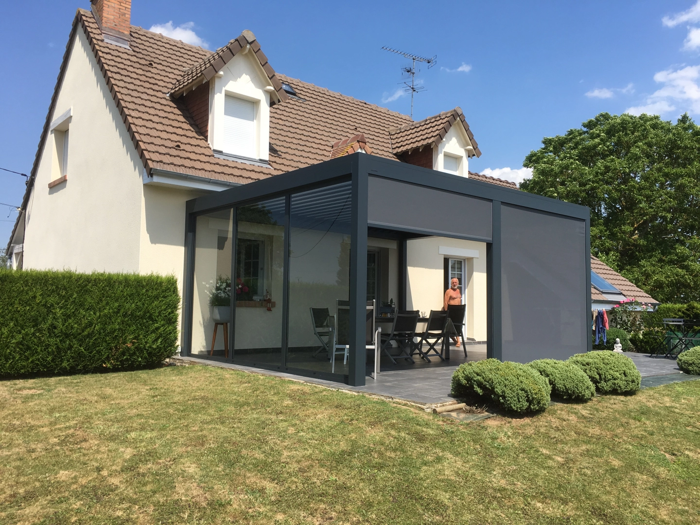 Une pergola vitrée
