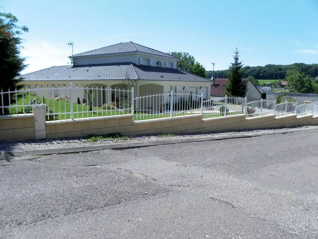 Clôture ajourée