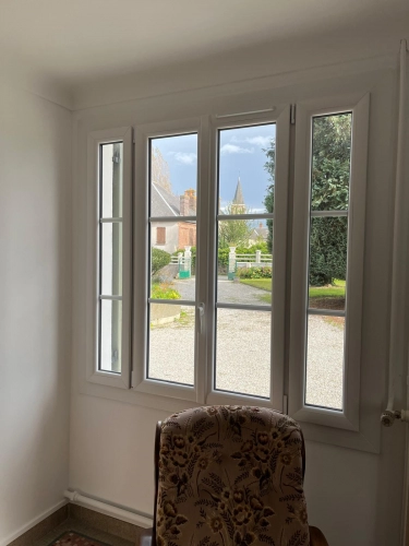 Image Fenêtre battante PVC