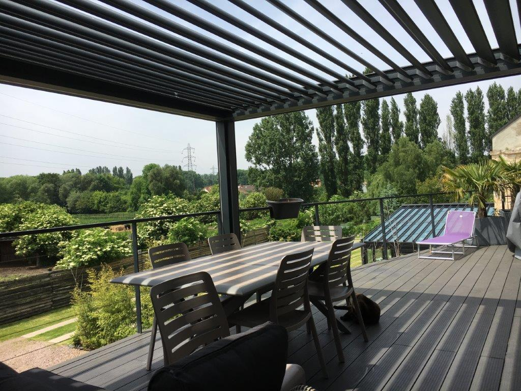 Pergola bioclimatique à lames orientables - Logikinov, fenêtres, portes