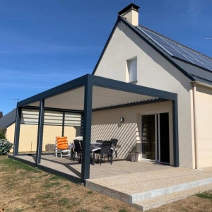 Pose d’une pergola by Brustor à Sourdeval, près de St Lô