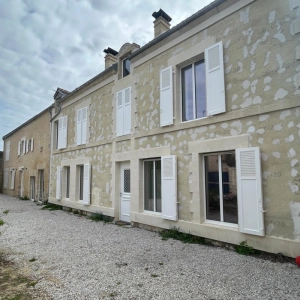 Installation de volets battants Ehret imitation bois par Logikinov en Normandie