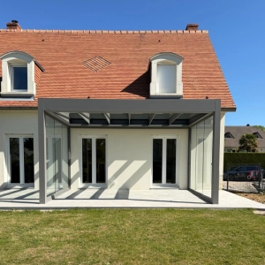 Aménagement terrasse couverte vitrée aux portes de Caen