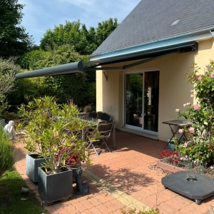 Istallation d'un store banne B38 Prestige