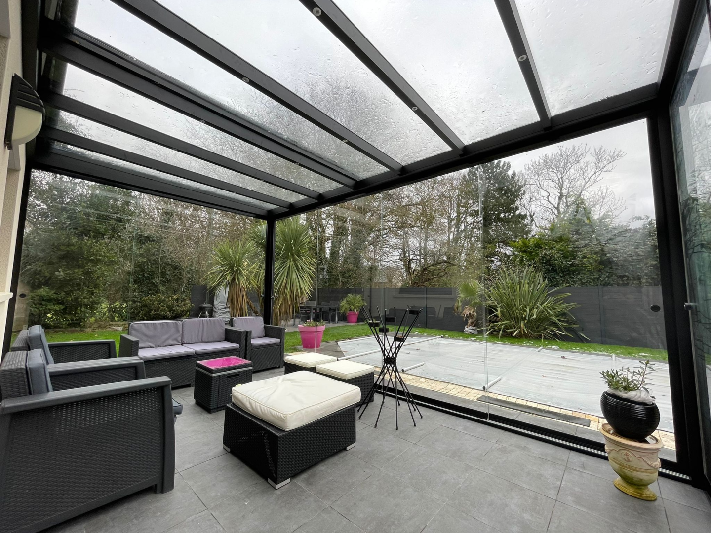 Installation Pergola Neully Sur Seine