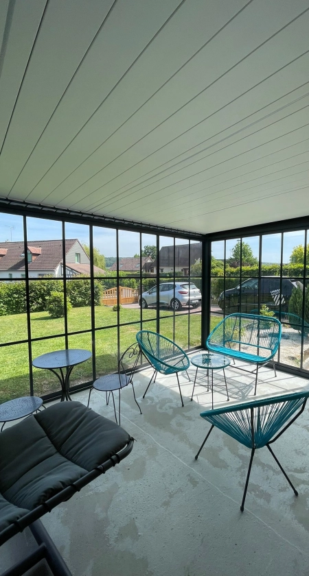 Création d’une pergola aux portes coulissantes en Normandie