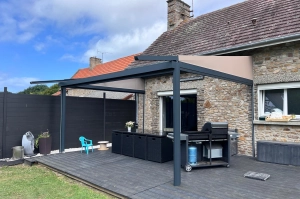 Installation d'une pergola toile rétractable dans la Manche