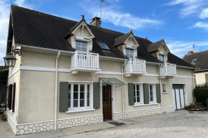 Pose de onze fenêtres PVC à Deauville 
