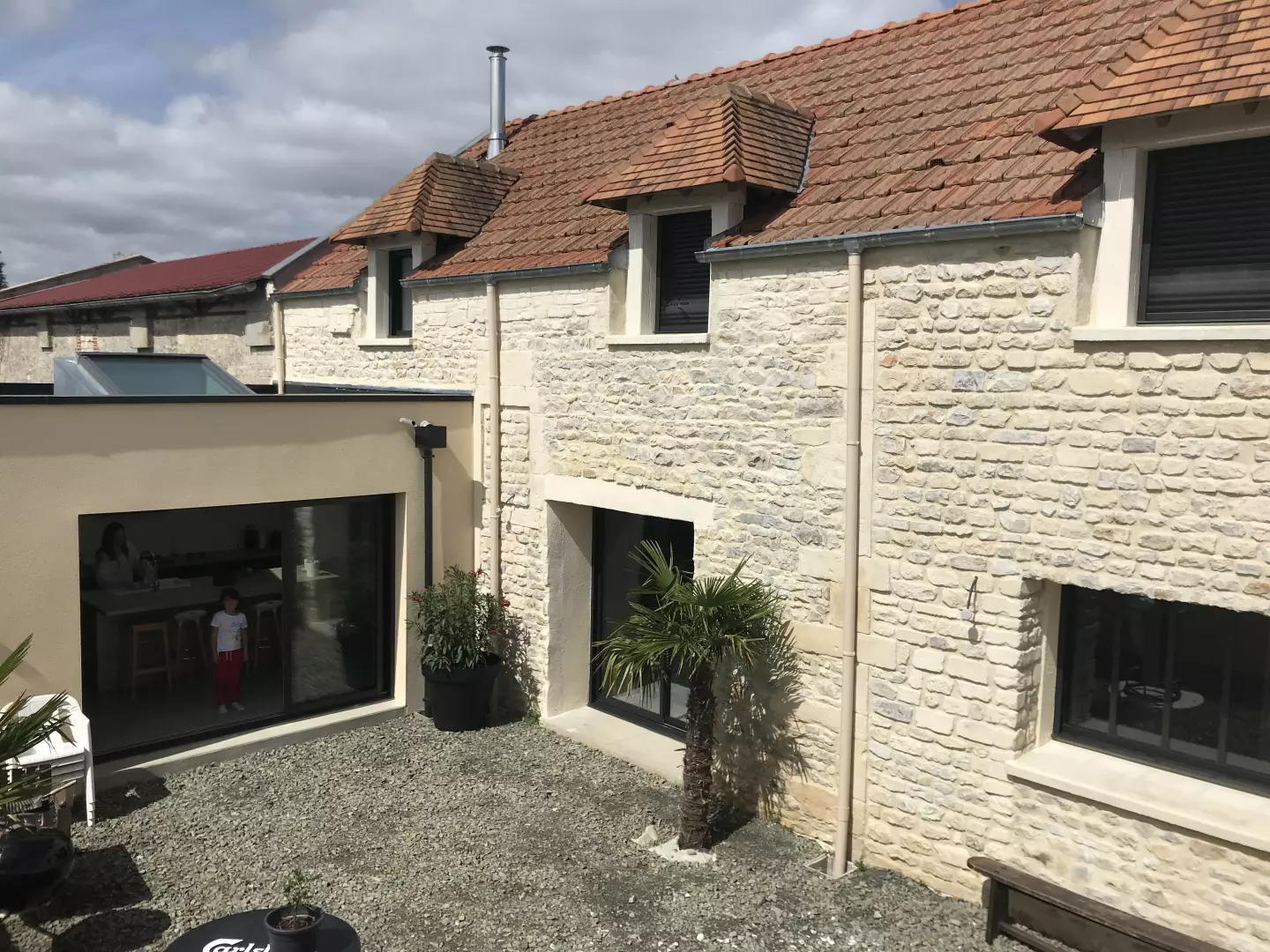 Pose des fenêtres aluminium à Caen dans le Calvados