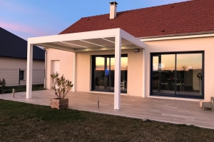 Pose d’une pergola B200 XL by Brustor sur le secteur de Caen