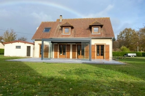 Installation de volets battants et d’une pergola en Normandie