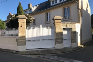 Pose d’un portillon, portail et clôtures sur la Côte de Nacre 